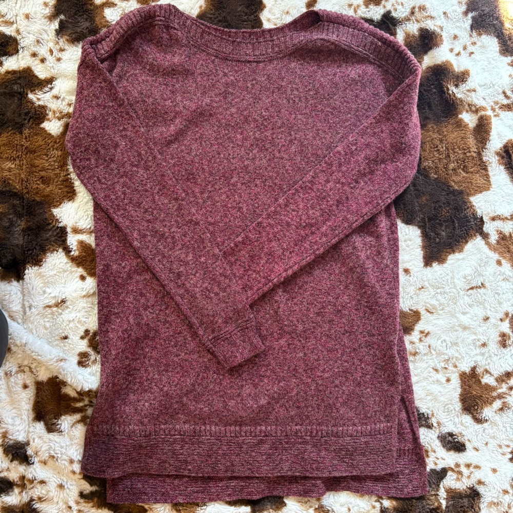 Old Navy Women's Maroon Crew Neck Sweater